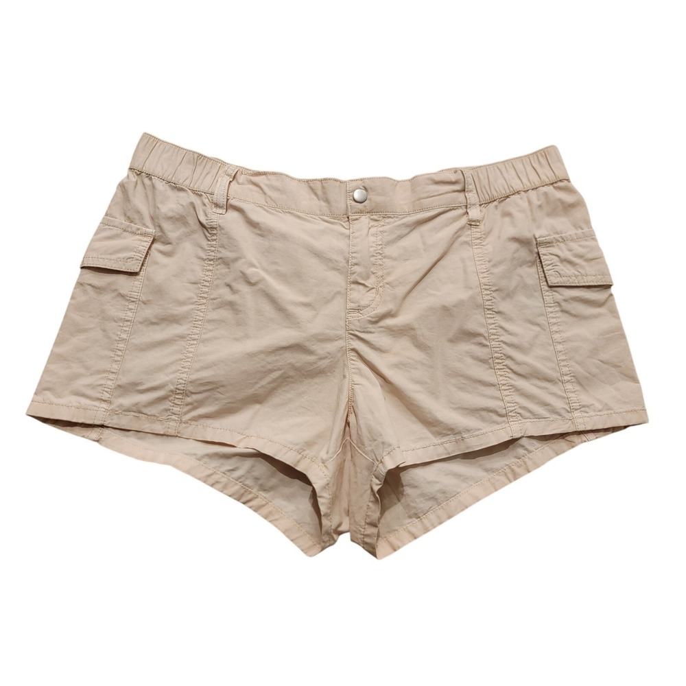 Urban Outfitters Light Sand Khaki Cream Cargo Light Weight Shorts Sz 8 NWT Beach